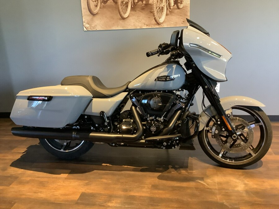 Harley-Davidson Street Glide® 2024 FLHX U792-24 BILLIARD GRAY