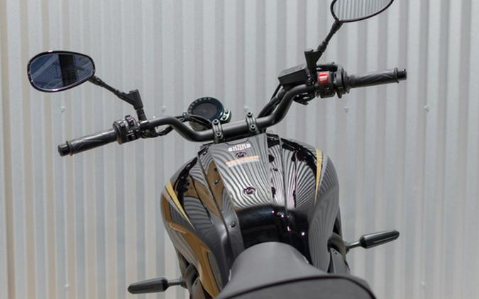 2025 Yamaha XSR 700
