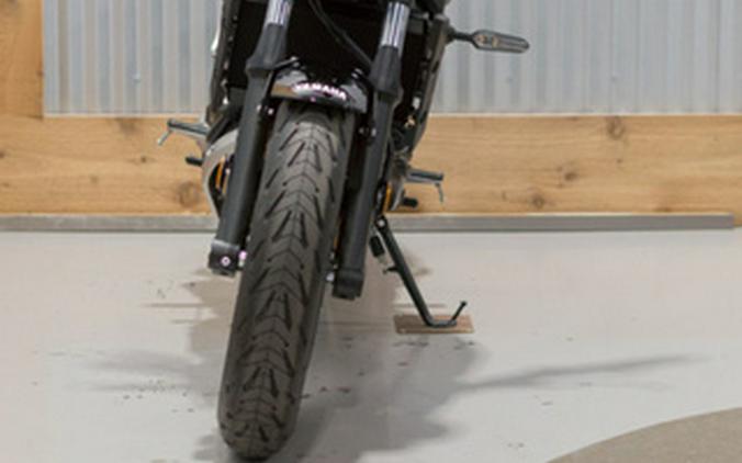 2025 Yamaha XSR 700