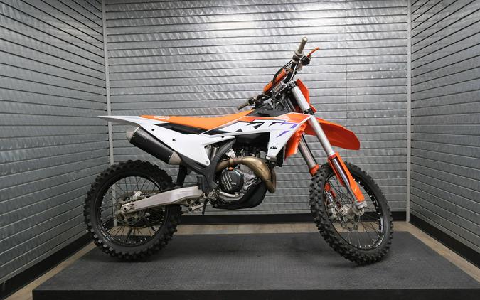 2023 KTM 450 SX-F