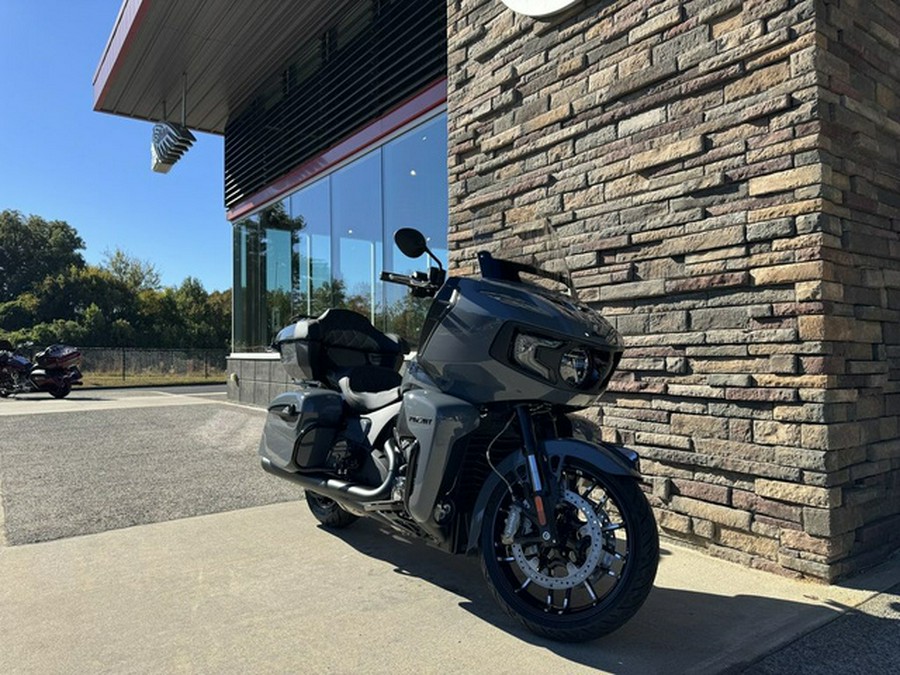 2023 Indian Pursuit Dark Horse With Premium Package Stealth Gr