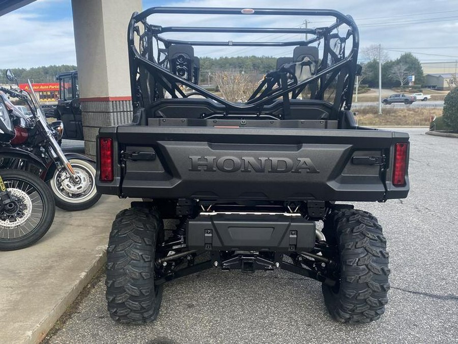 2024 Honda® Pioneer 1000-6 Deluxe Crew