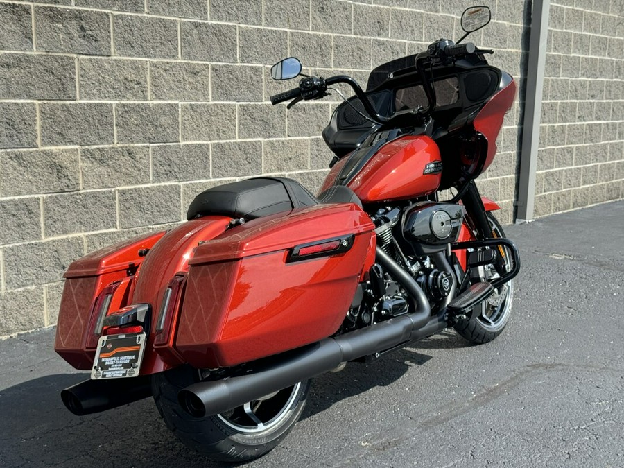 FLTRX 2024 Road Glide™