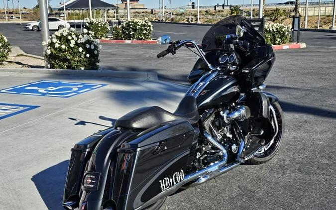 2013 Harley-Davidson® FLTRXSE2 - CVO™ Road Glide® Custom®