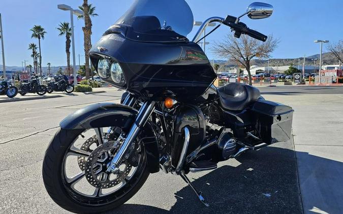 2013 Harley-Davidson® FLTRXSE2 - CVO™ Road Glide® Custom®