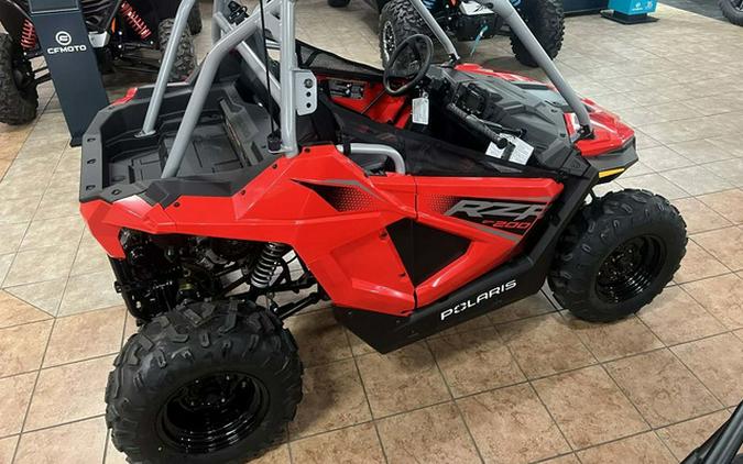 2026 Polaris RZR 200 EFI