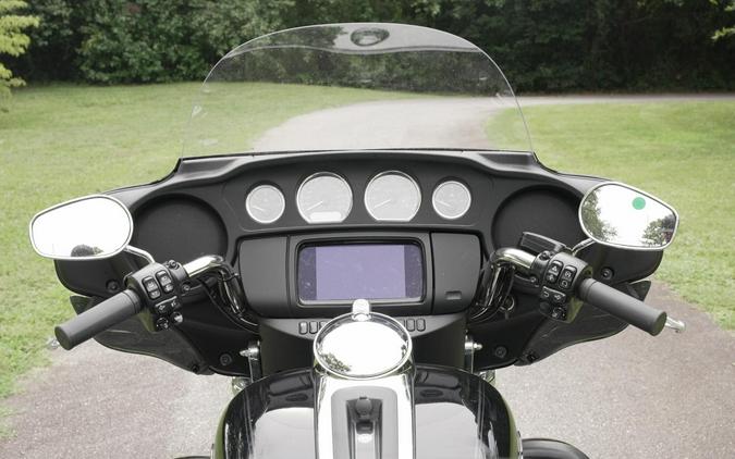 FLHTCUTG 2023 Tri Glide Ultra
