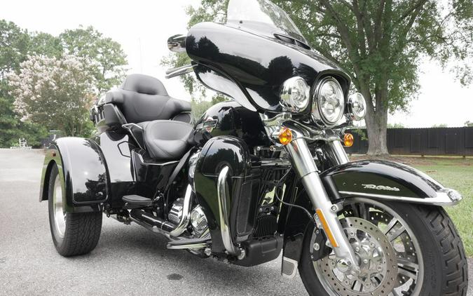 FLHTCUTG 2023 Tri Glide Ultra