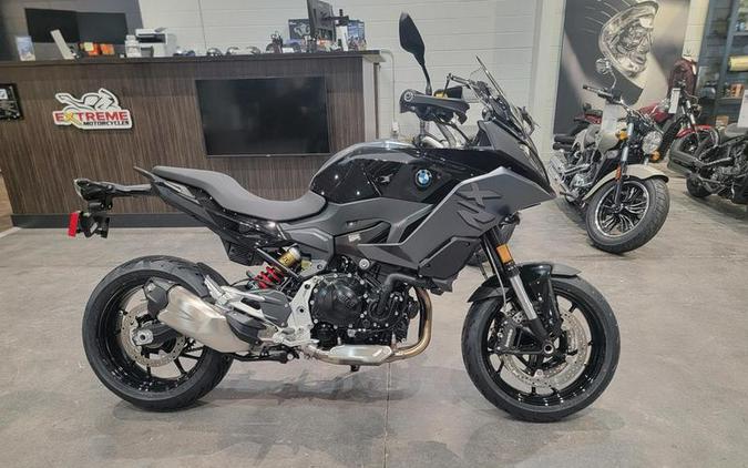 2023 BMW F 900 XR Sport