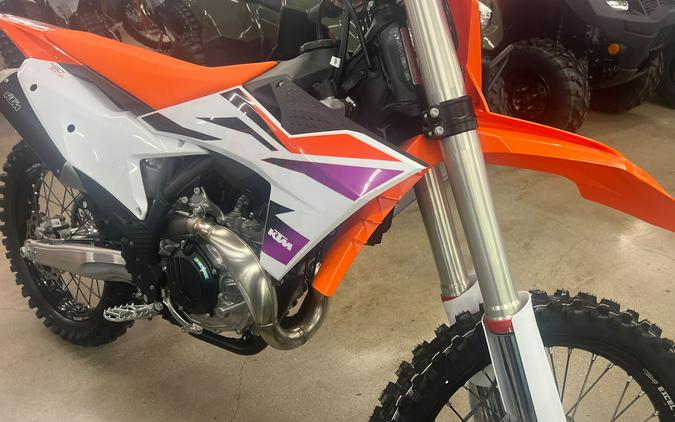 2024 KTM 450 SX-F Factory Edition First Look [17 Fast Facts]