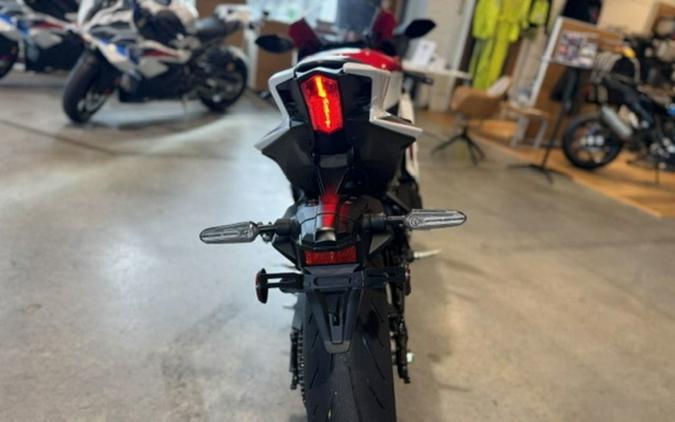 2026 Yamaha YZF R9 70Th Anniversary Edition