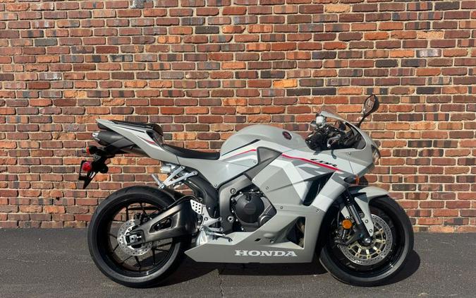 2026 CBR600RR - Honda