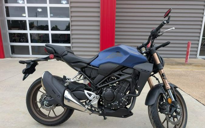 2022 Honda® CB300R ABS