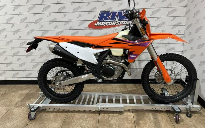 2024 KTM 500 EXC-F Six Days First Look [Fast Facts]