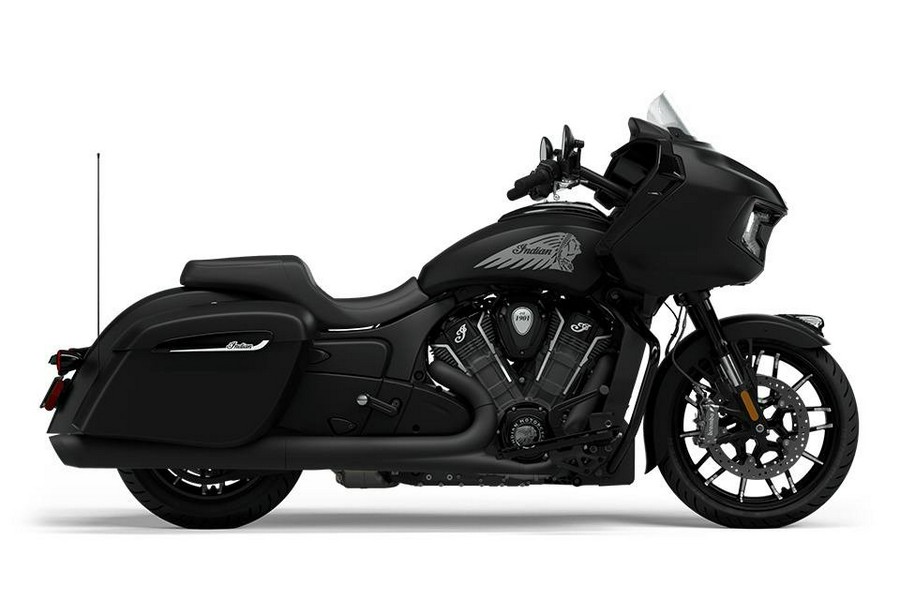 2024 Indian Motorcycle CHALLENGER DARK HORSE