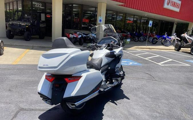 2018 Honda® Gold Wing Tour Automatic DCT Pearl White