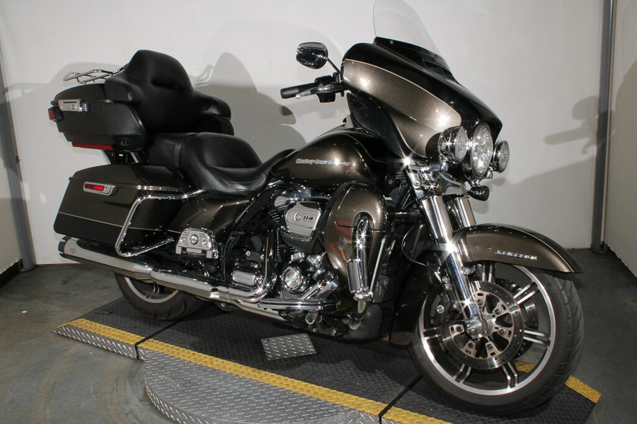 Used 2020 Harley-Davidson Ultra Limited Grand American Touring FLHTK Motorcycle For Sale In Miami, Florida