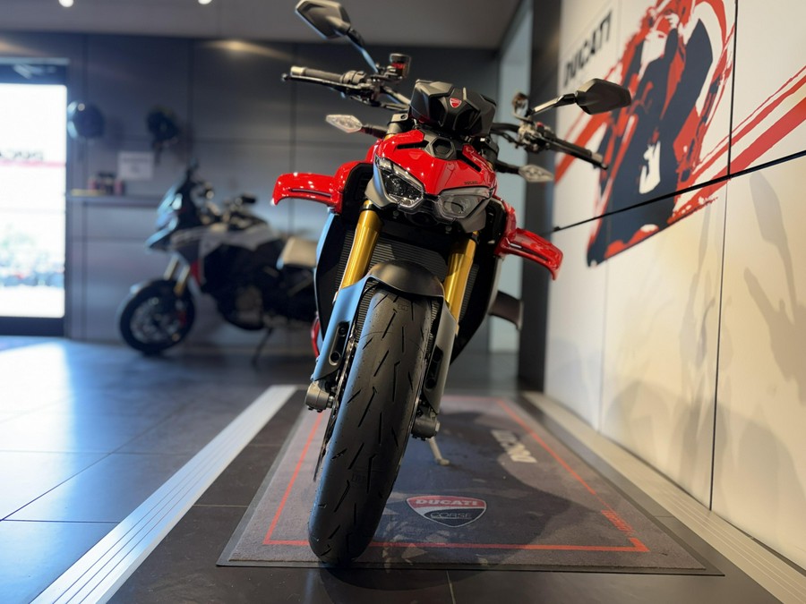 2026 Ducati Streetfighter V4 S