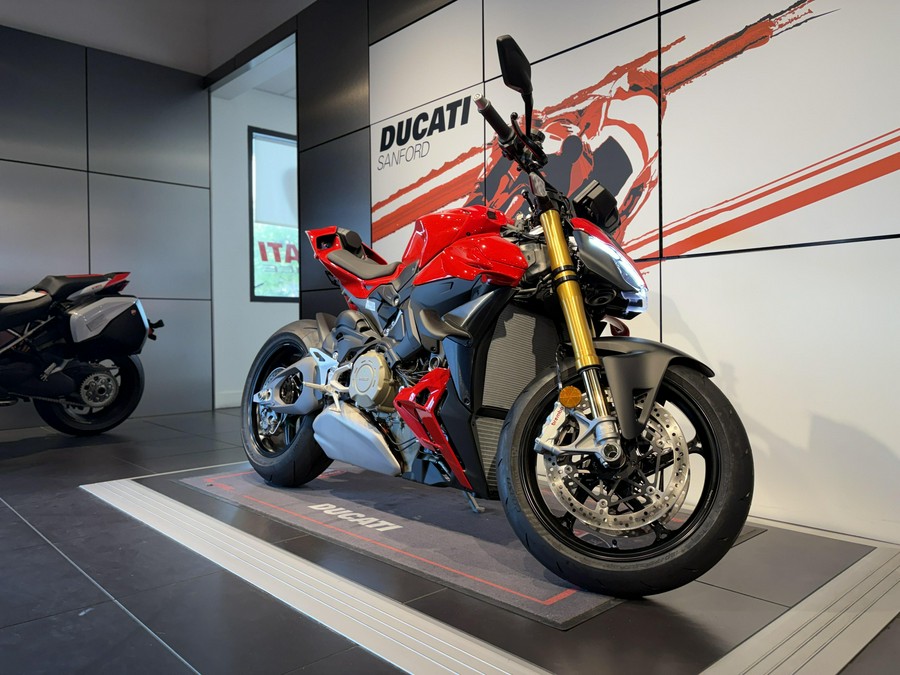 2026 Ducati Streetfighter V4 S