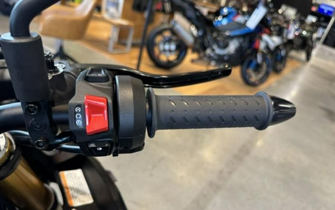 2027 Aprilia TUONO V4 1100 FACTORY