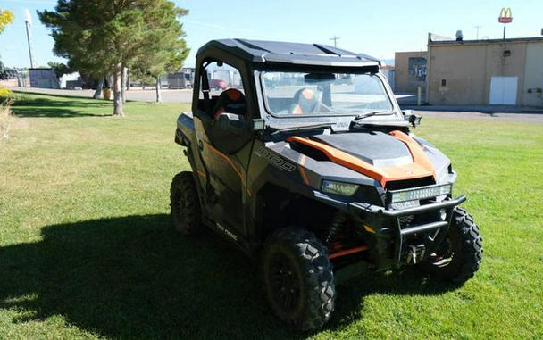 2017 Polaris® GEN10EPS DLX