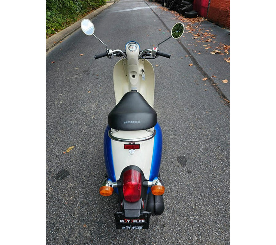 2009 Honda® Metropolitan