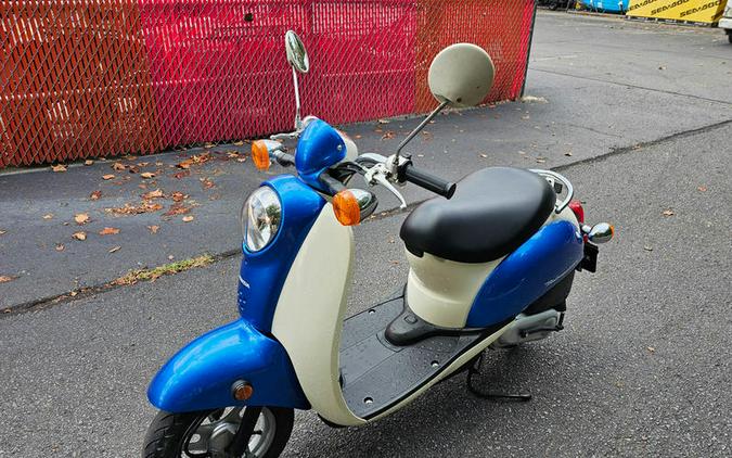 2009 Honda® Metropolitan