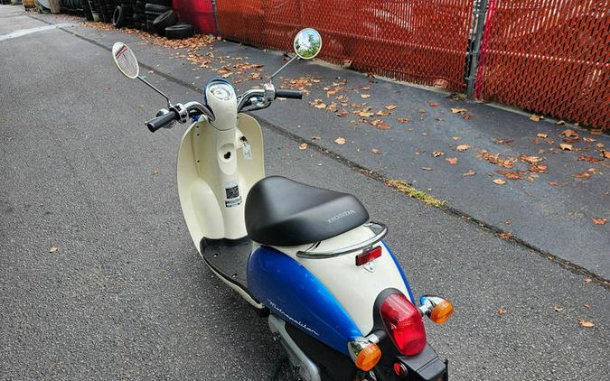 2009 Honda® Metropolitan