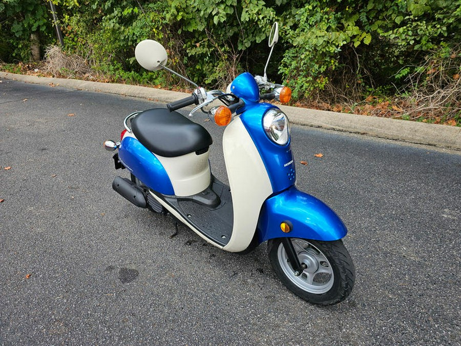 2009 Honda® Metropolitan