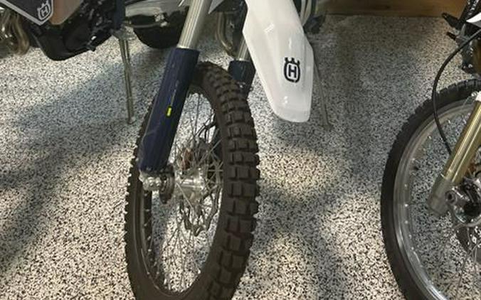 2025 Husqvarna FE 350s