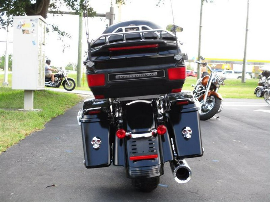 2010 Harley-Davidson® Road Glide