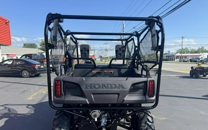 2025 Honda® Pioneer 700-4