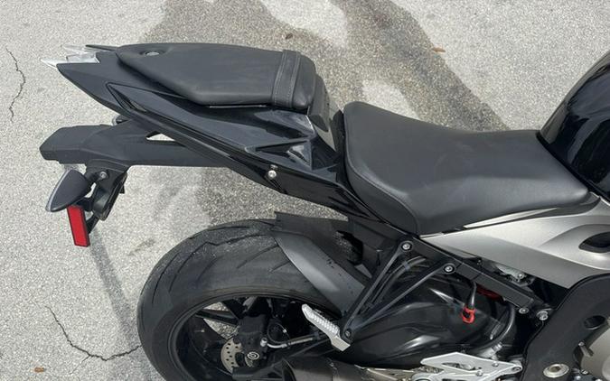 2016 BMW S 1000 R Black Storm Metallic