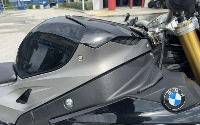 2016 BMW S 1000 R Black Storm Metallic