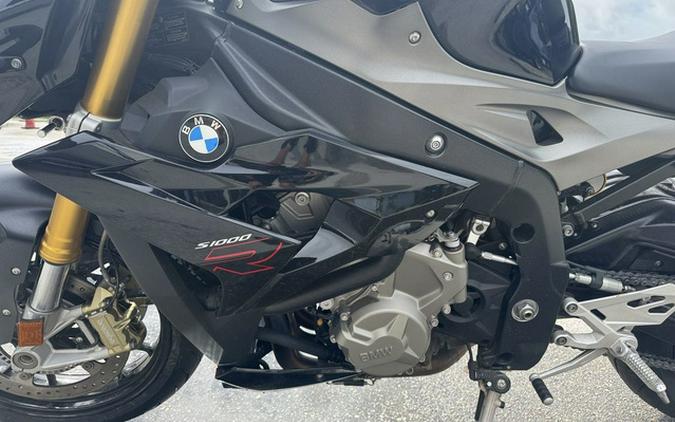 2016 BMW S 1000 R Black Storm Metallic