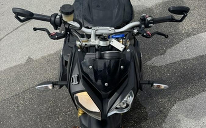 2016 BMW S 1000 R Black Storm Metallic