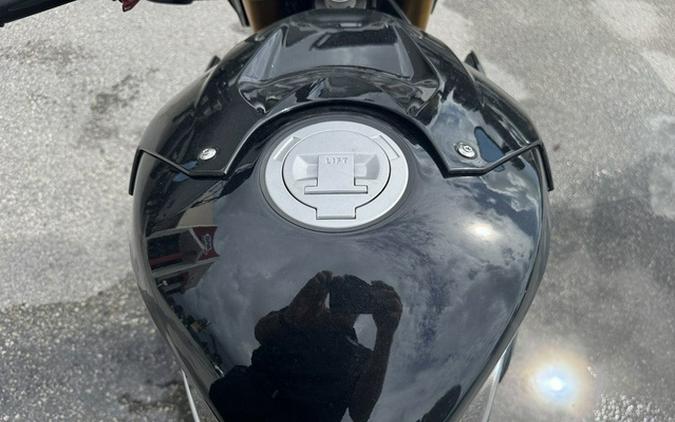 2016 BMW S 1000 R Black Storm Metallic