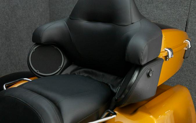 2023 HARLEY DAVIDSON FLHTCUTG TRI GLIDE ULTRA CLASSIC TRIKE W/ABS