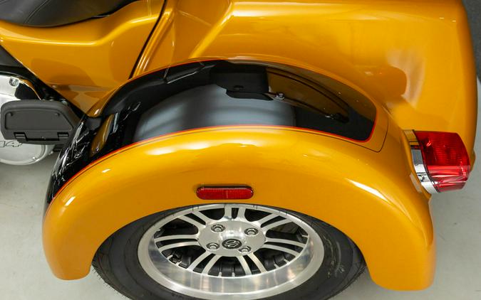 2023 HARLEY DAVIDSON FLHTCUTG TRI GLIDE ULTRA CLASSIC TRIKE W/ABS