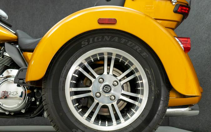 2023 HARLEY DAVIDSON FLHTCUTG TRI GLIDE ULTRA CLASSIC TRIKE W/ABS