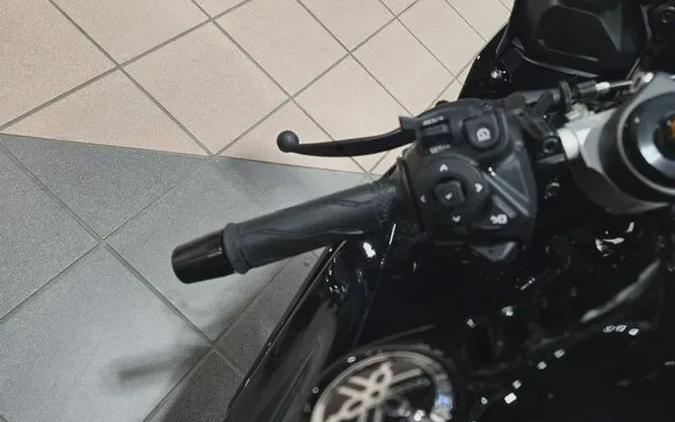 2026 YAMAHA YZFR7