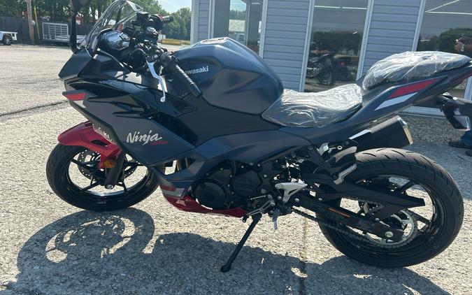 2026 Kawasaki Ninja® 500 ABS