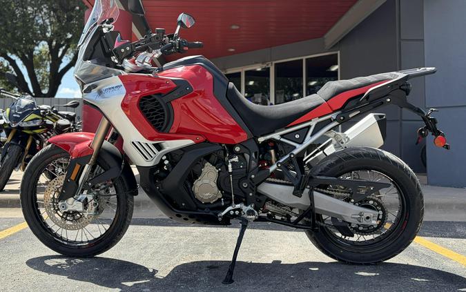 2025 MV Agusta Enduro Veloce