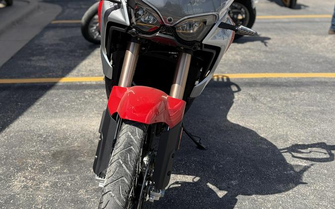 2025 MV Agusta Enduro Veloce