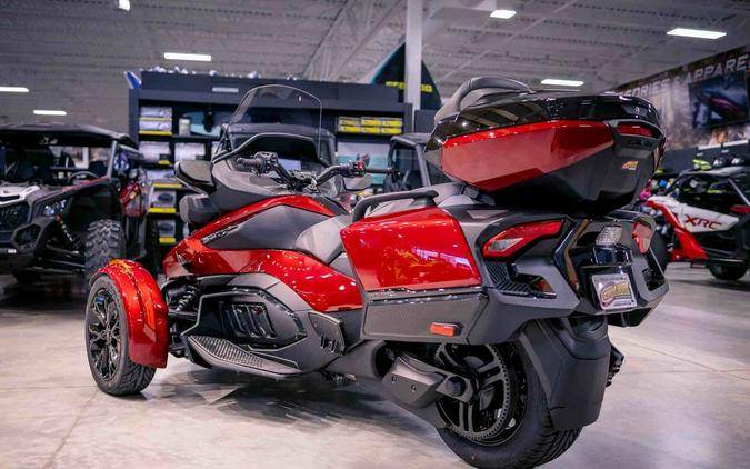 2024 Can-Am® Spyder RT Limited Dark Wheels