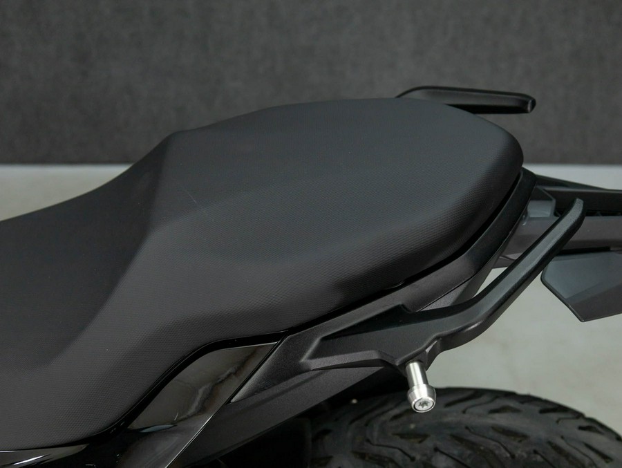 2025 BMW F900XR W/ABS