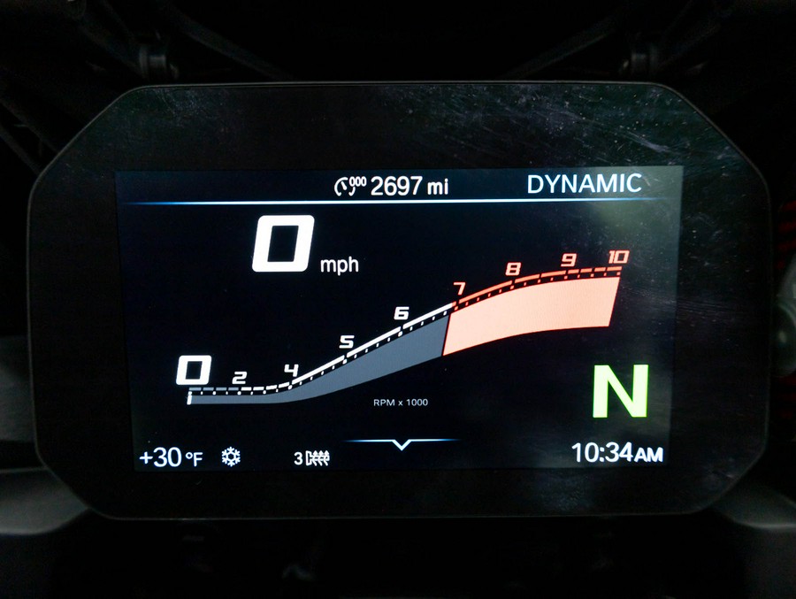 2025 BMW F900XR W/ABS