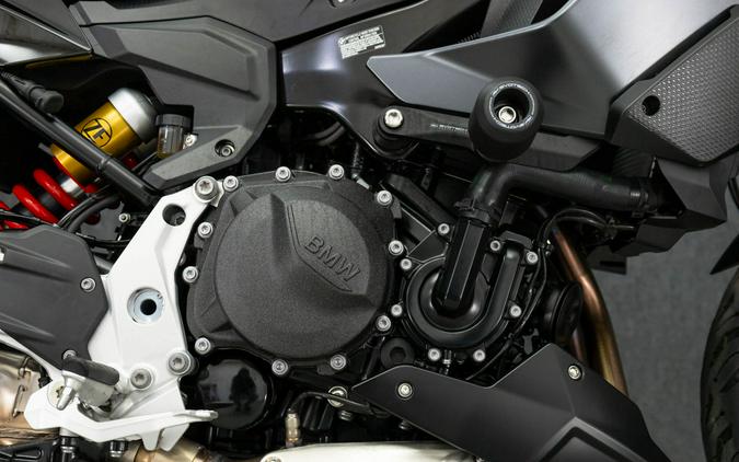 2025 BMW F900XR W/ABS