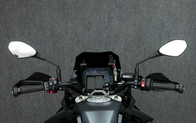 2025 BMW F900XR W/ABS