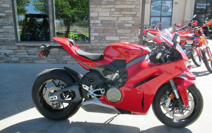 2026 Ducati Panigale V4